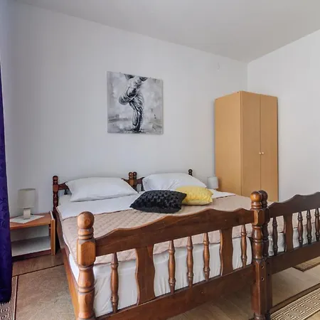 Bruno Apartment